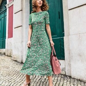 Boden US 6 polka dot floral Ava jersey midi dress